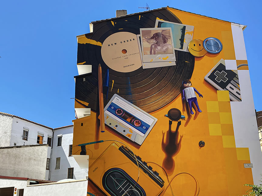 Nodes 25 - Ruta en furgoneta camper por el Street art de España