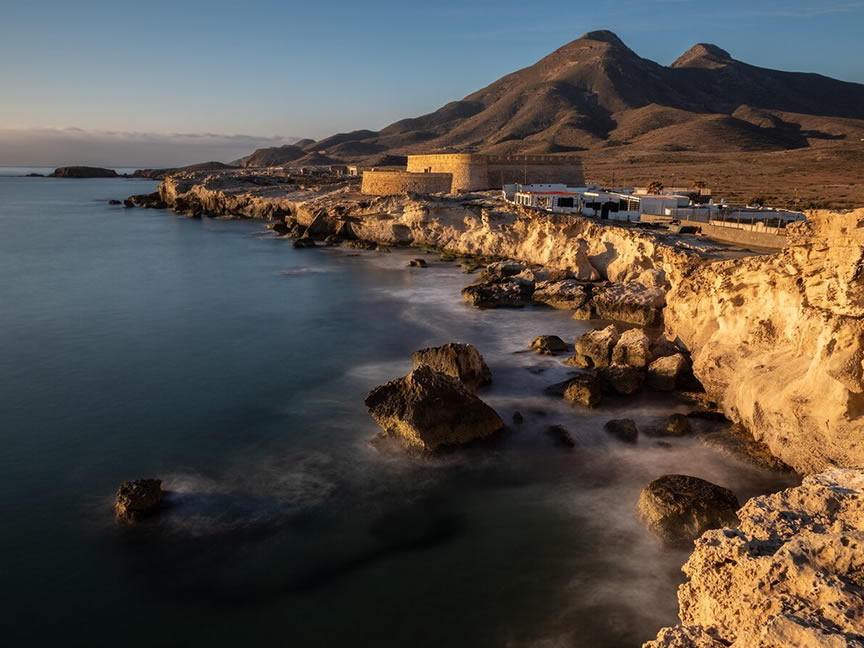 Nodes 25 - ¿Te vienes a descubrir la Costa de Almería?: destino perfecto para tu alquiler de autocaravana
